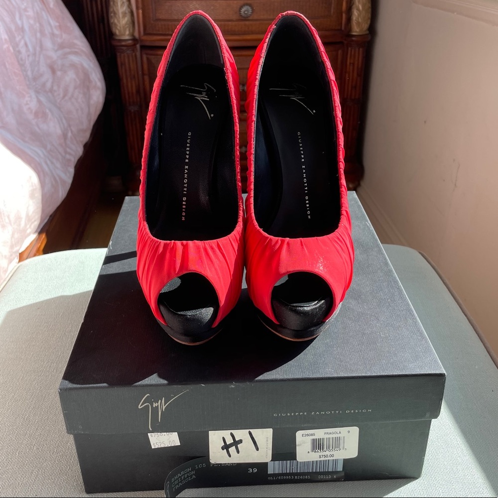 Giuseppe Fragola Heels!